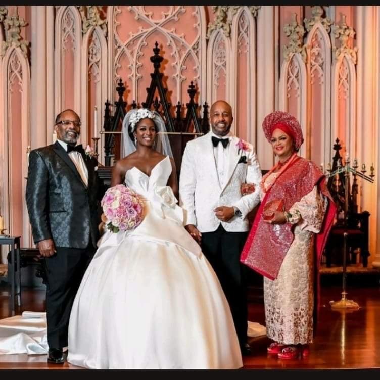 57757ebb 089f 4d7d a801 16aa386bd23d